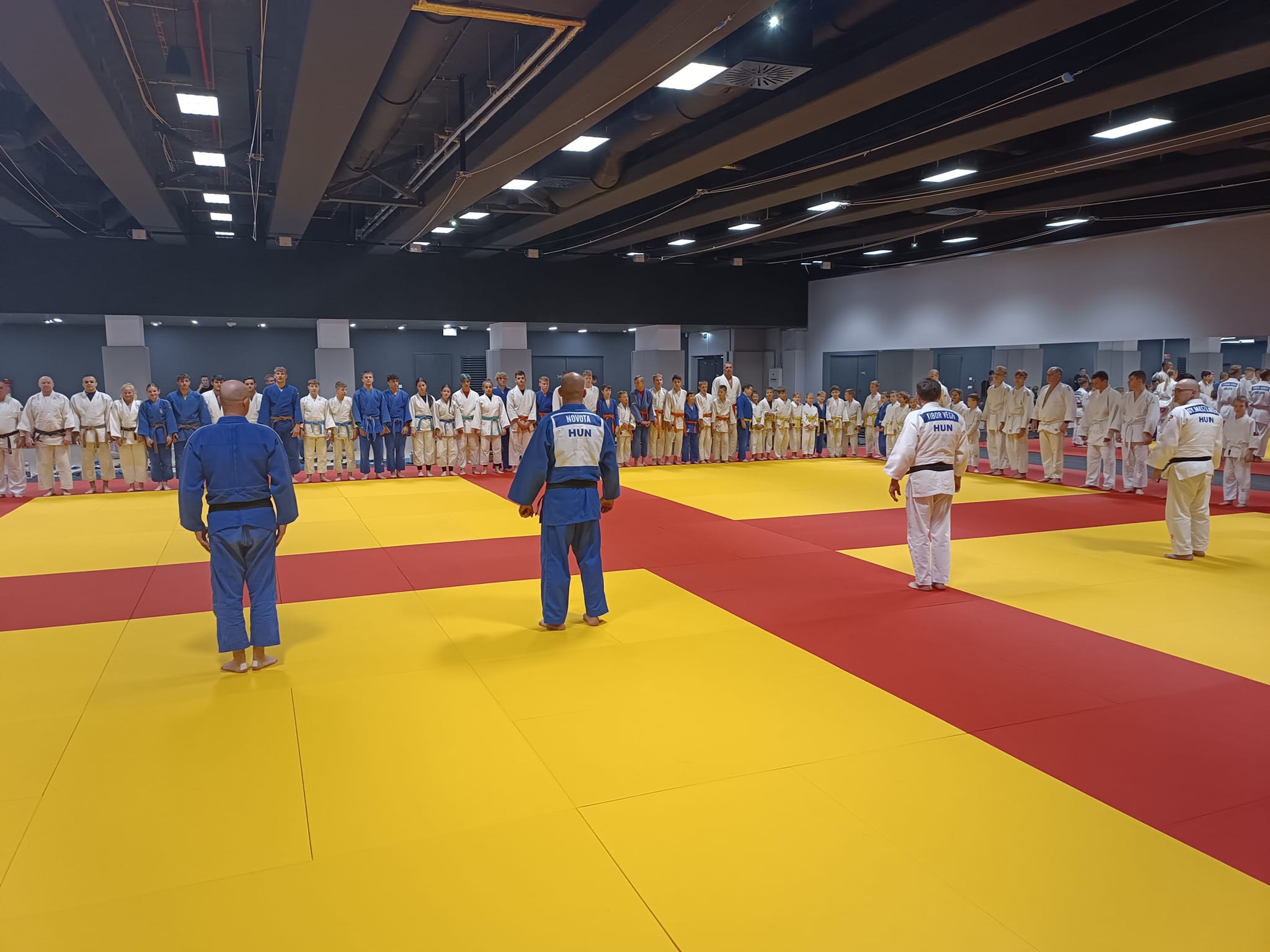 2023_1116_judo_regios_edzes_03.jpg